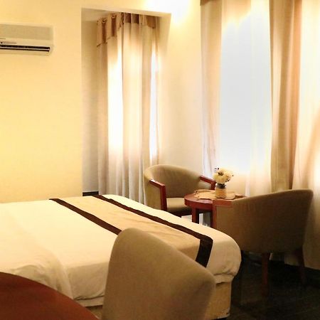 Rimal Suites Apartments Szalála Kültér fotó