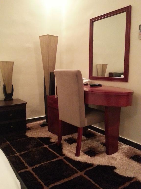 Rimal Suites Apartments Szalála Szoba fotó