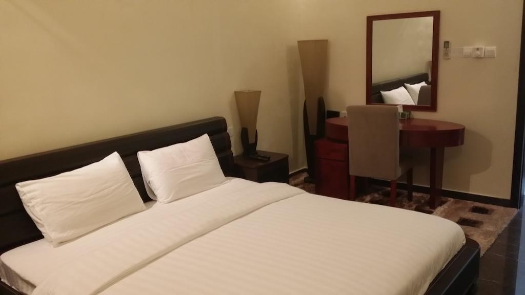 Rimal Suites Apartments Szalála Kültér fotó