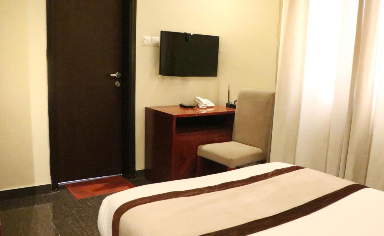 Rimal Suites Apartments Szalála Kültér fotó